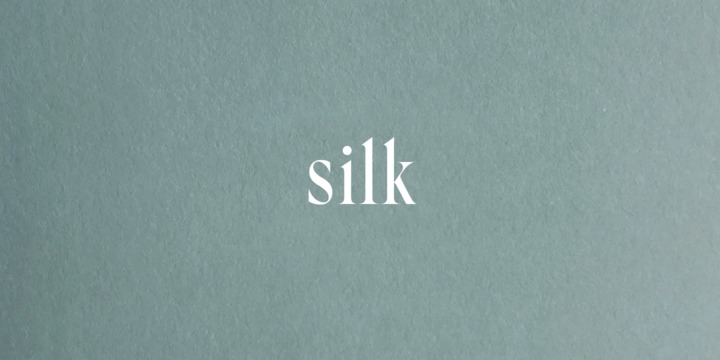 Ejemplo de fuente Silk Serif Condensed